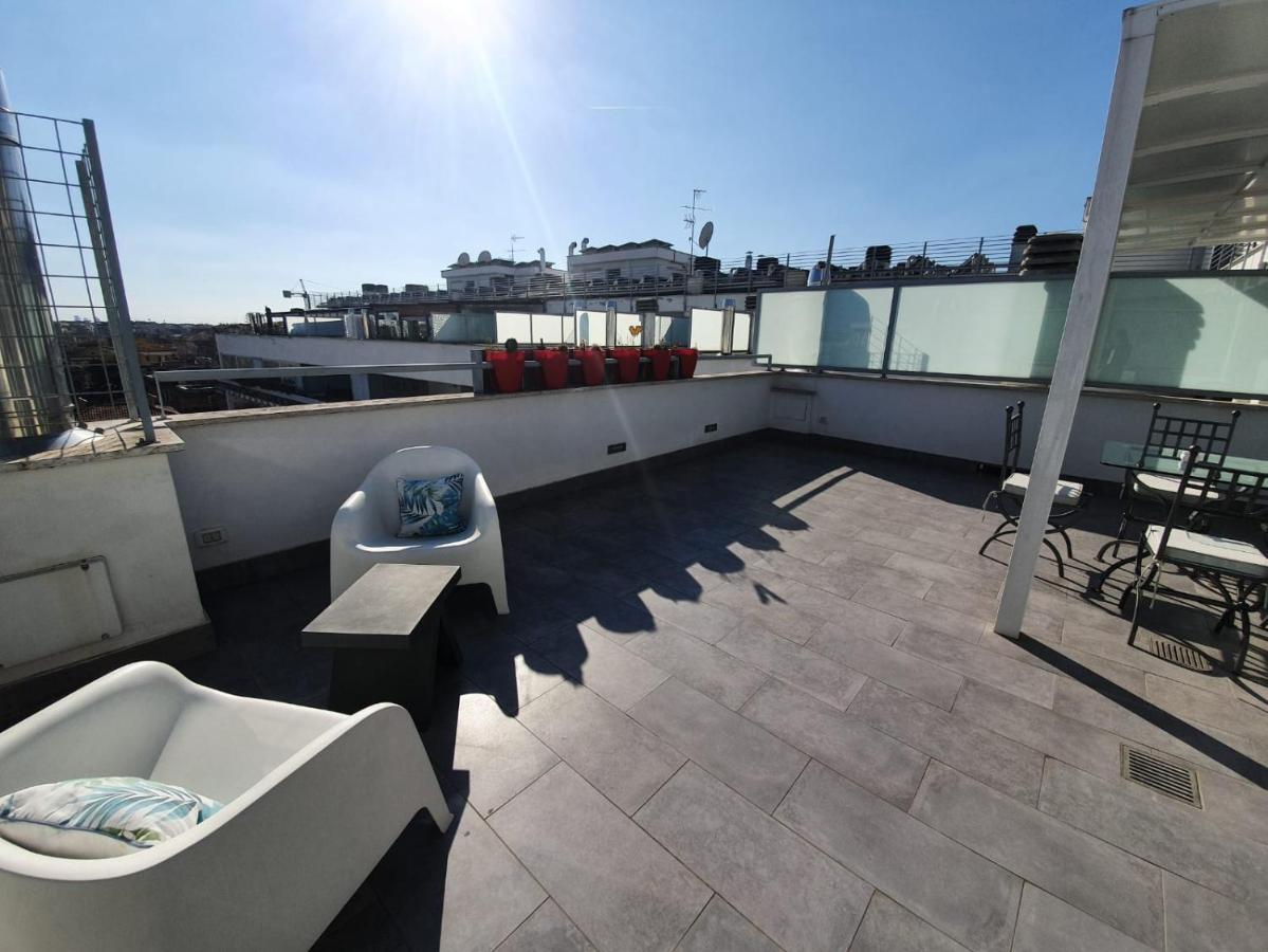 Penthouse 41 In Trastevere With Big Terrace روما المظهر الخارجي الصورة